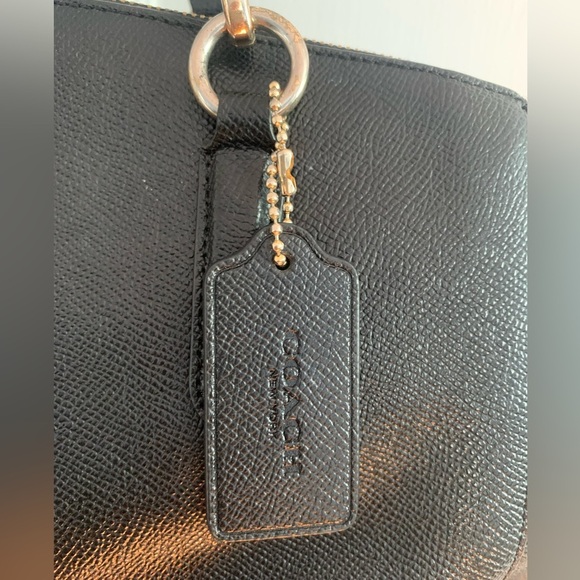 Coach Christie Carryall - Picture 6 of 16